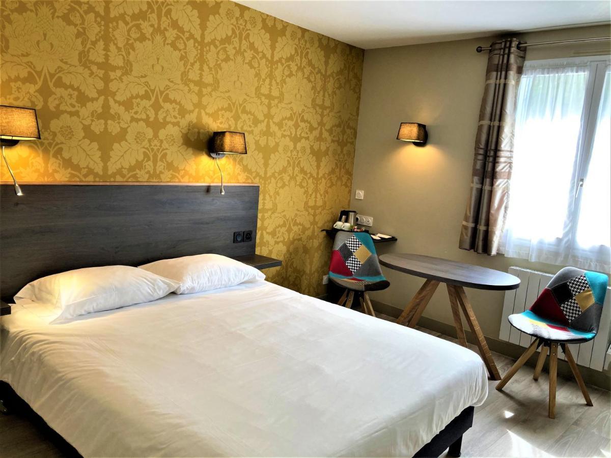 Castel Fleuri Hotel Tours Exterior photo