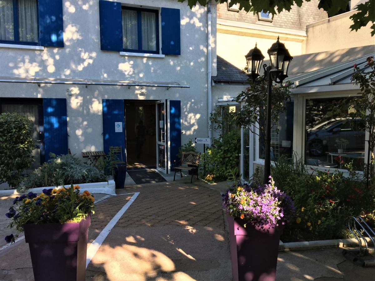 Castel Fleuri Hotel Tours Exterior photo