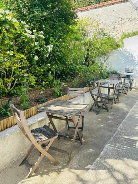 Castel Fleuri Hotel Tours Exterior photo